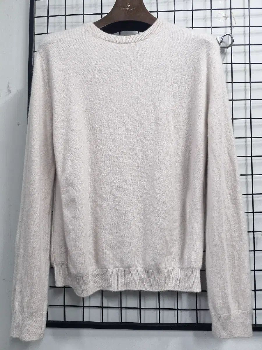 95M DKNY ユニセックス カシミア クルーネック ニット
