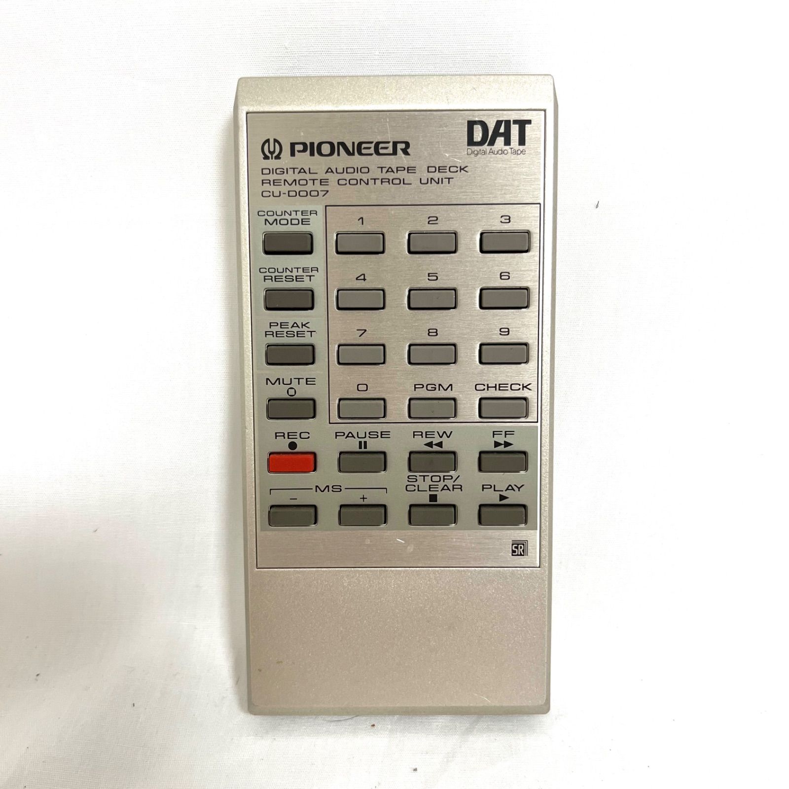 送料込み】 Pioneer パイオニア DATデッキ用リモコン CU-D007 D-50等