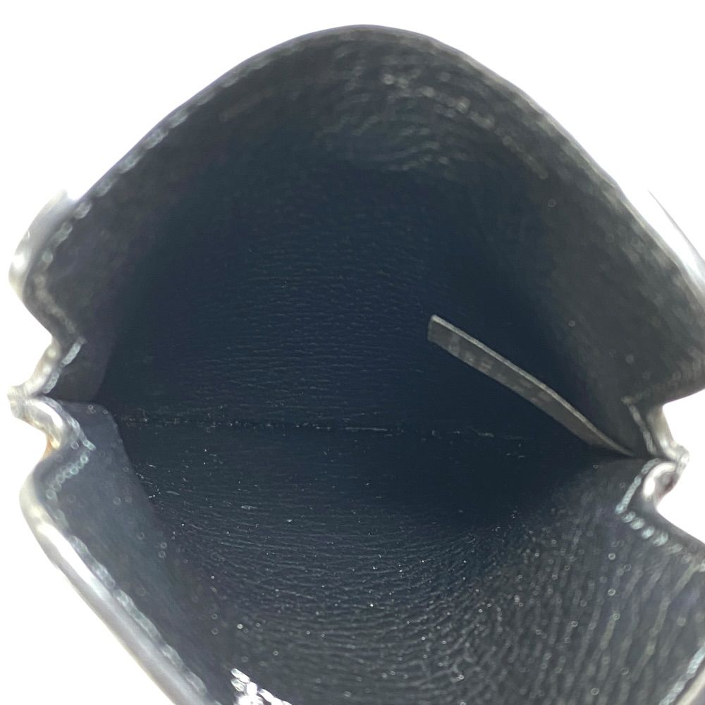 Maison Margiela マルジェラ フォンポーチ スマートフォンケース ショルダーバッグ スマホショルダー S56UI0226 レザー ブラック 普段使い 通勤 通学 お出かけ 定番 人気 上品 洗練 実用的 軽量 多用途 デイリー