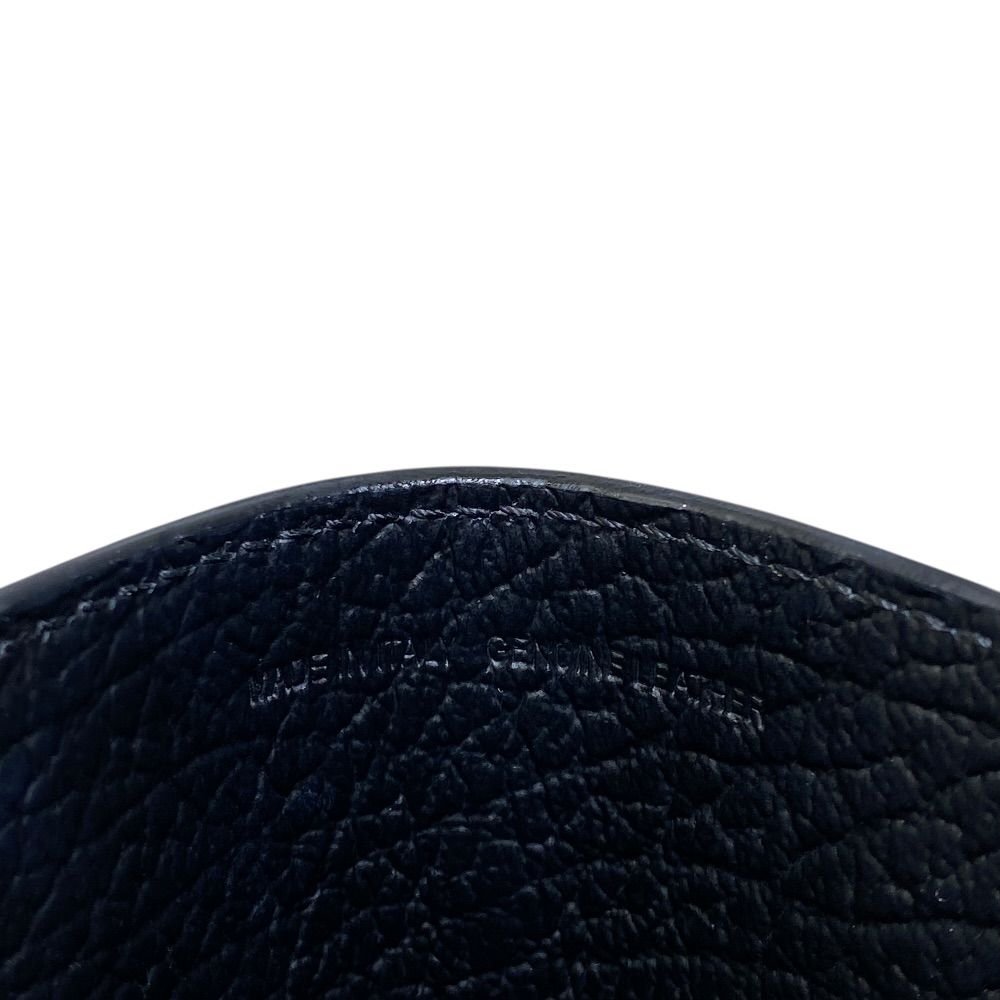Maison Margiela マルジェラ フォンポーチ スマートフォンケース ショルダーバッグ スマホショルダー S56UI0226 レザー ブラック 普段使い 通勤 通学 お出かけ 定番 人気 上品 洗練 実用的 軽量 多用途 デイリー