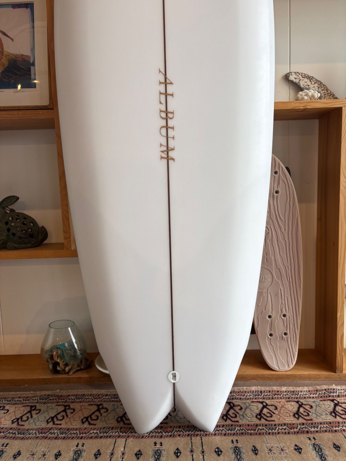ALBUM SURFBOARD 5'5