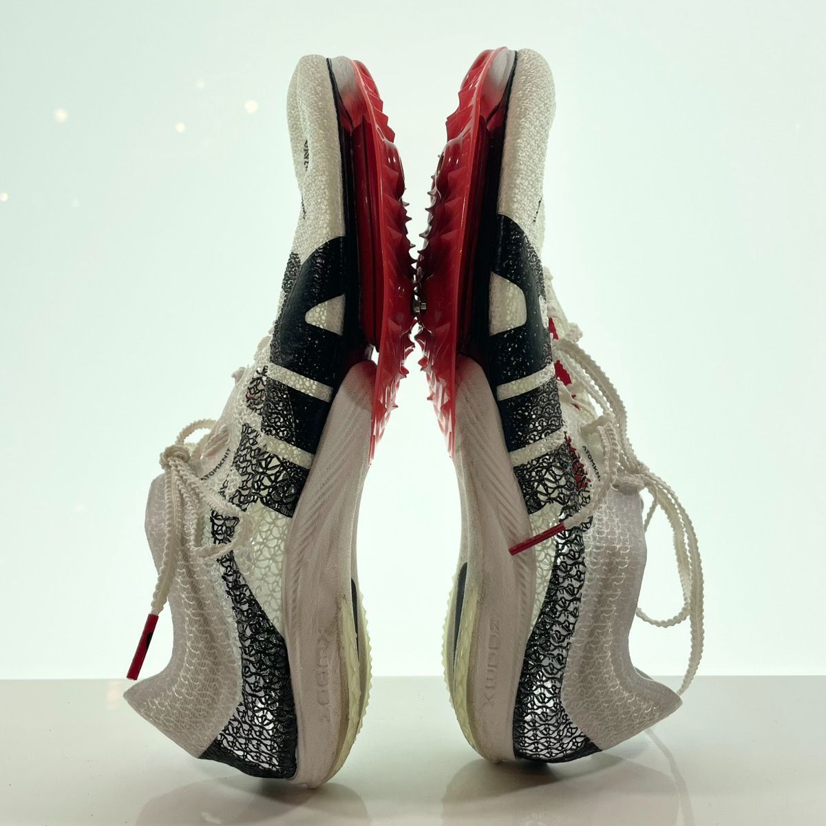 ナイキ NIKE AIR ZOOM VICTORY MORE UPTEMPO エア ズーム ヴィクトリー