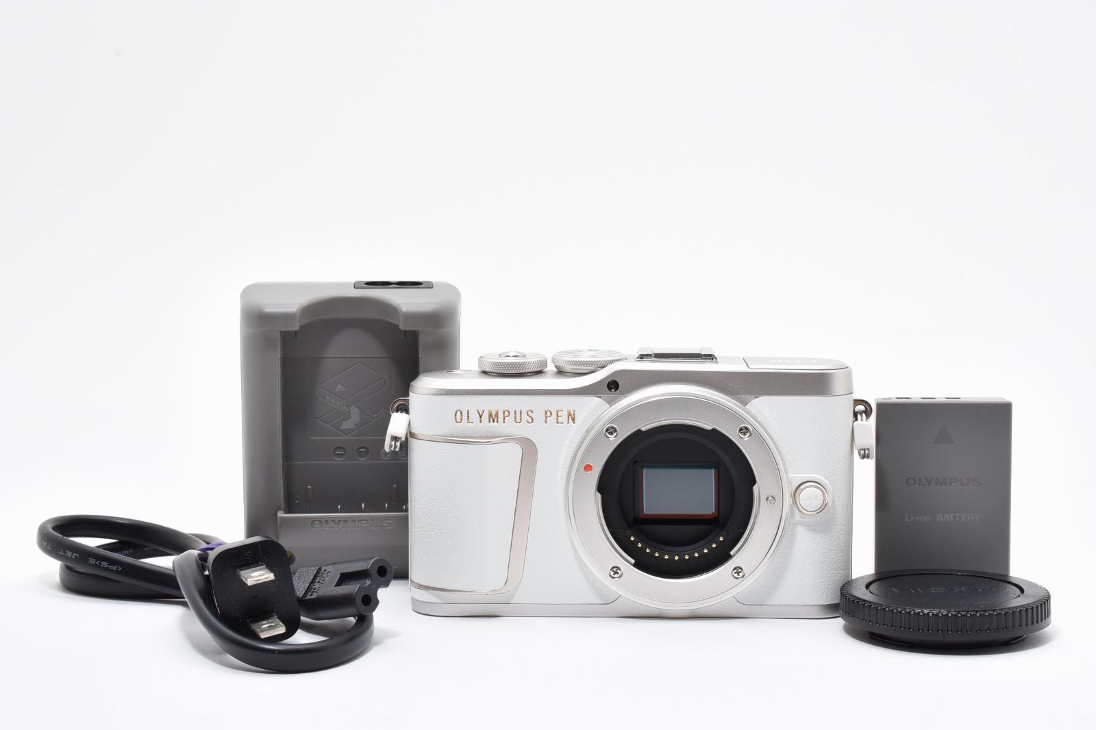 ショット数462回で新品級✨自撮り✨OLYMPUS PEN E-PL10　989 ☆極上美品☆《ショット数462回》 オリンパス OLYMPUS PEN E-PL10