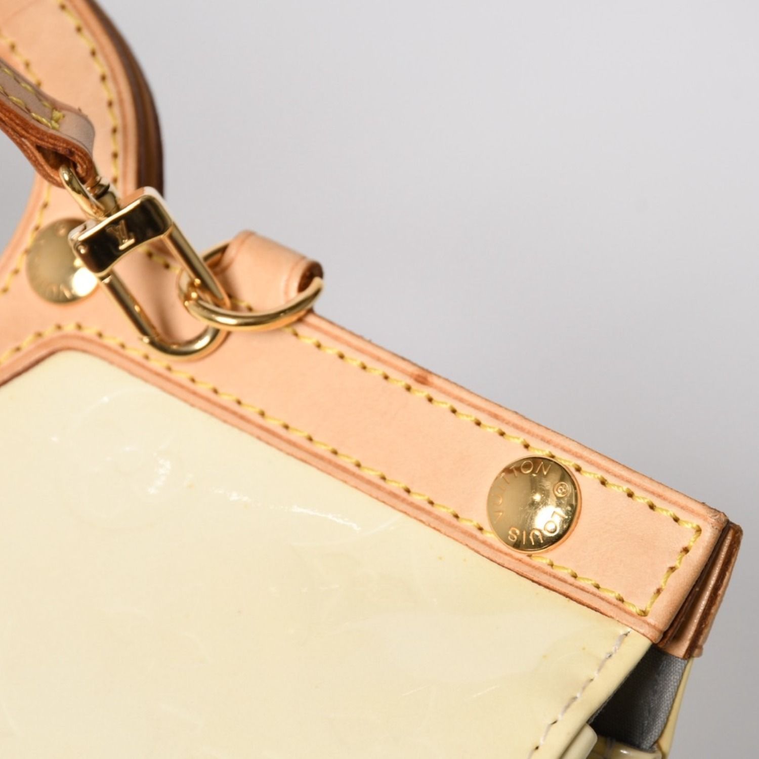 LOUIS VUITTON ルイヴィトン モノグラム ヴェルニ ロクスバリー