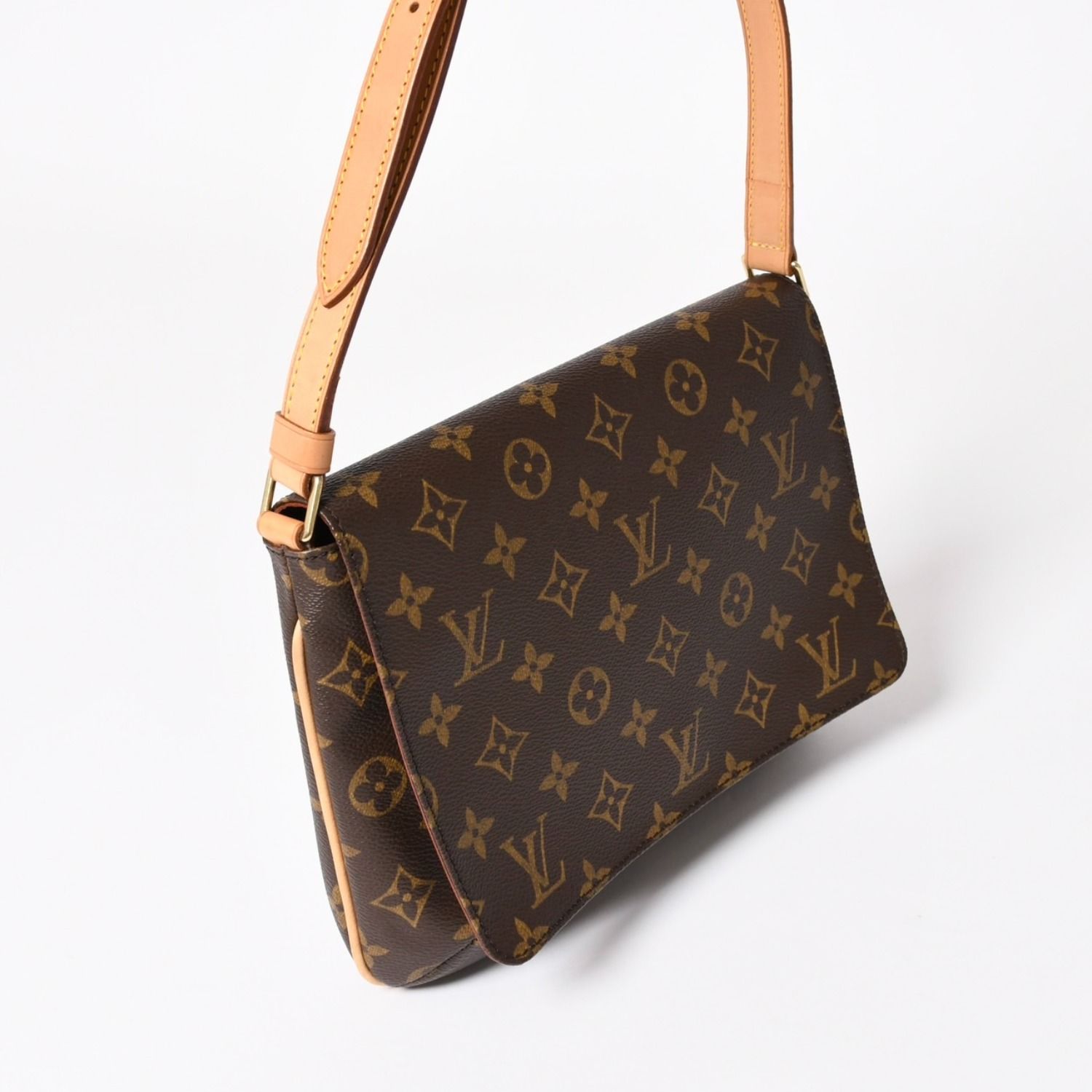 極美品 LOUIS VUITTON ルイヴィトン ミュゼットタンゴ ショルダー