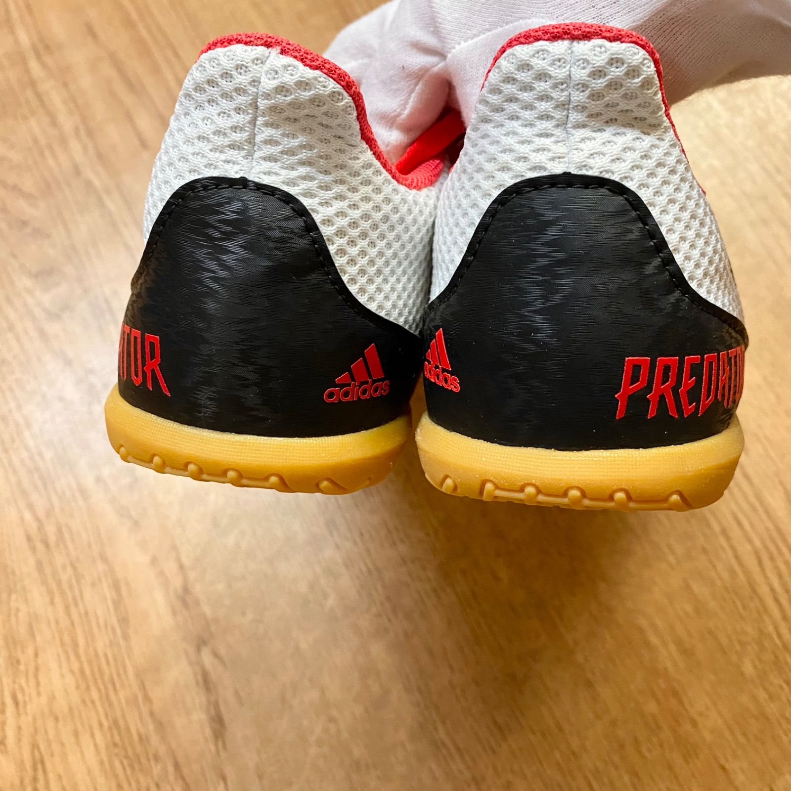 極美品》アディダス adidas フットサルシューズ プレデター タンゴ