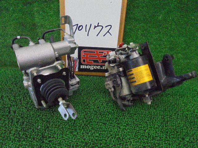 1FR4501 BHV5 トヨタ プリウス ZVW30 後期型 S ABSアクチュエーター+ブレーキブースター 472010-47330