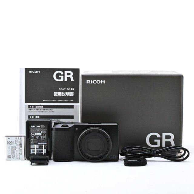 美品＞ RICOH GR IIIx｜高級コンパクトデジタルカメラ｜シャッター数