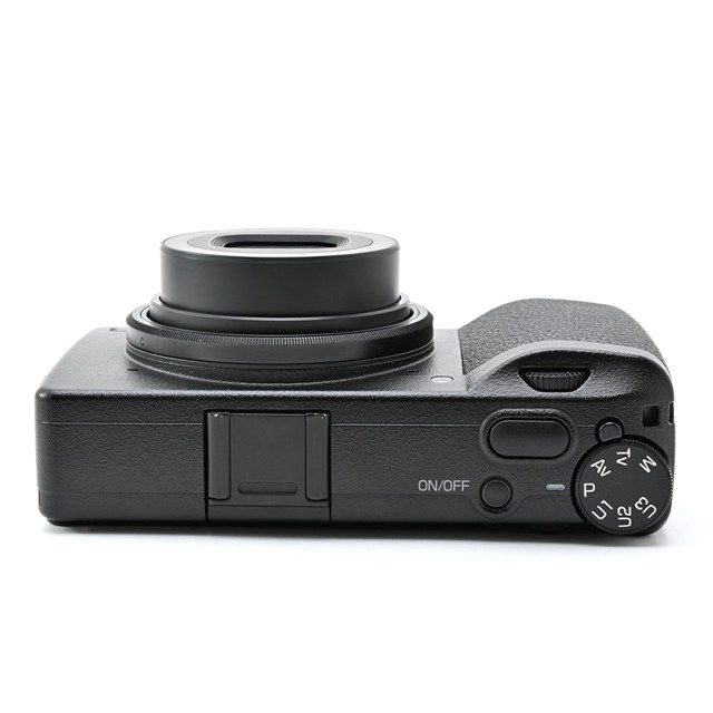 美品＞ RICOH GR III｜高級コンパクトデジタルカメラ｜シャッター数710