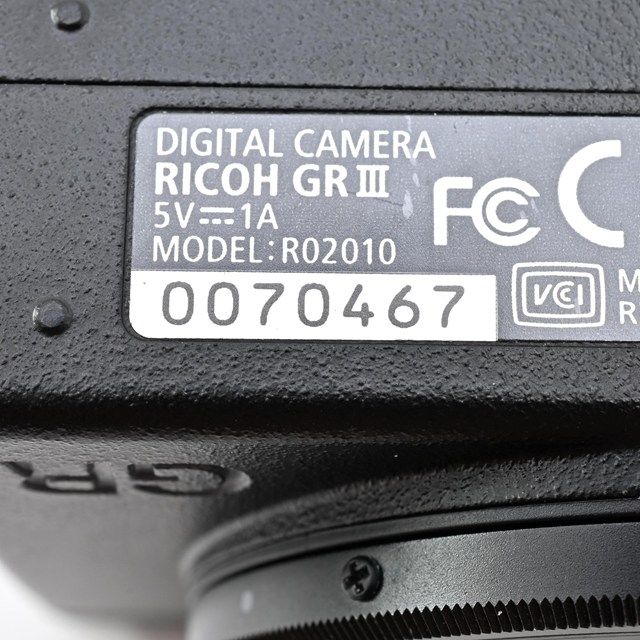 美品＞ RICOH GR III｜高級コンパクトデジタルカメラ｜シャッター数710
