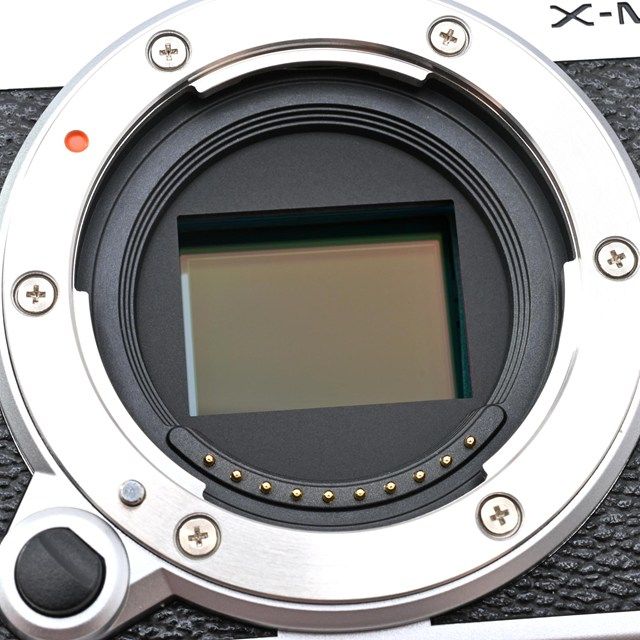 美品＞ FUJIFILM X-M5 ボディ シルバー｜ミラーレス一眼カメラ