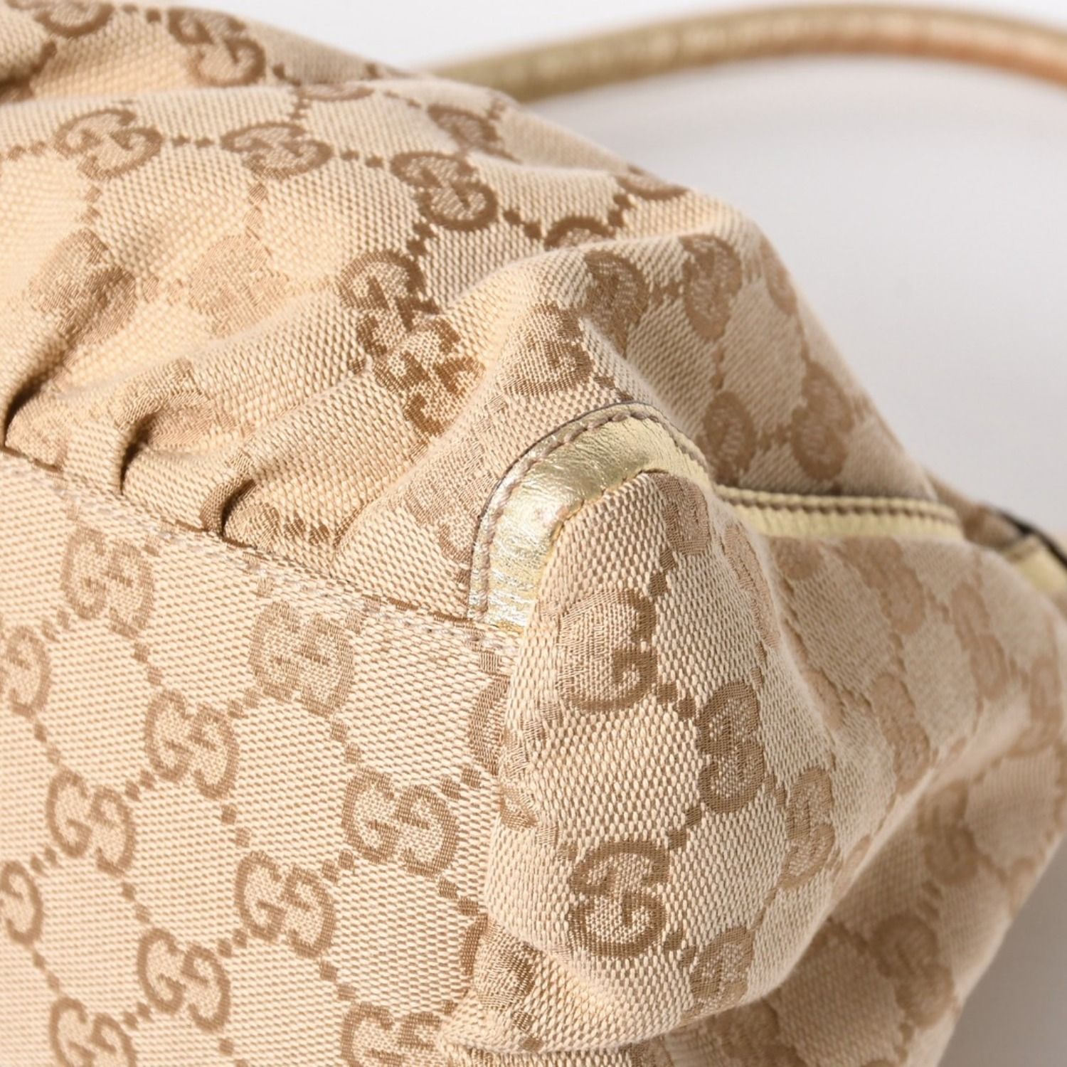 GUCCI グッチ アビー GGキャンバス セミショルダーバッグ 190525