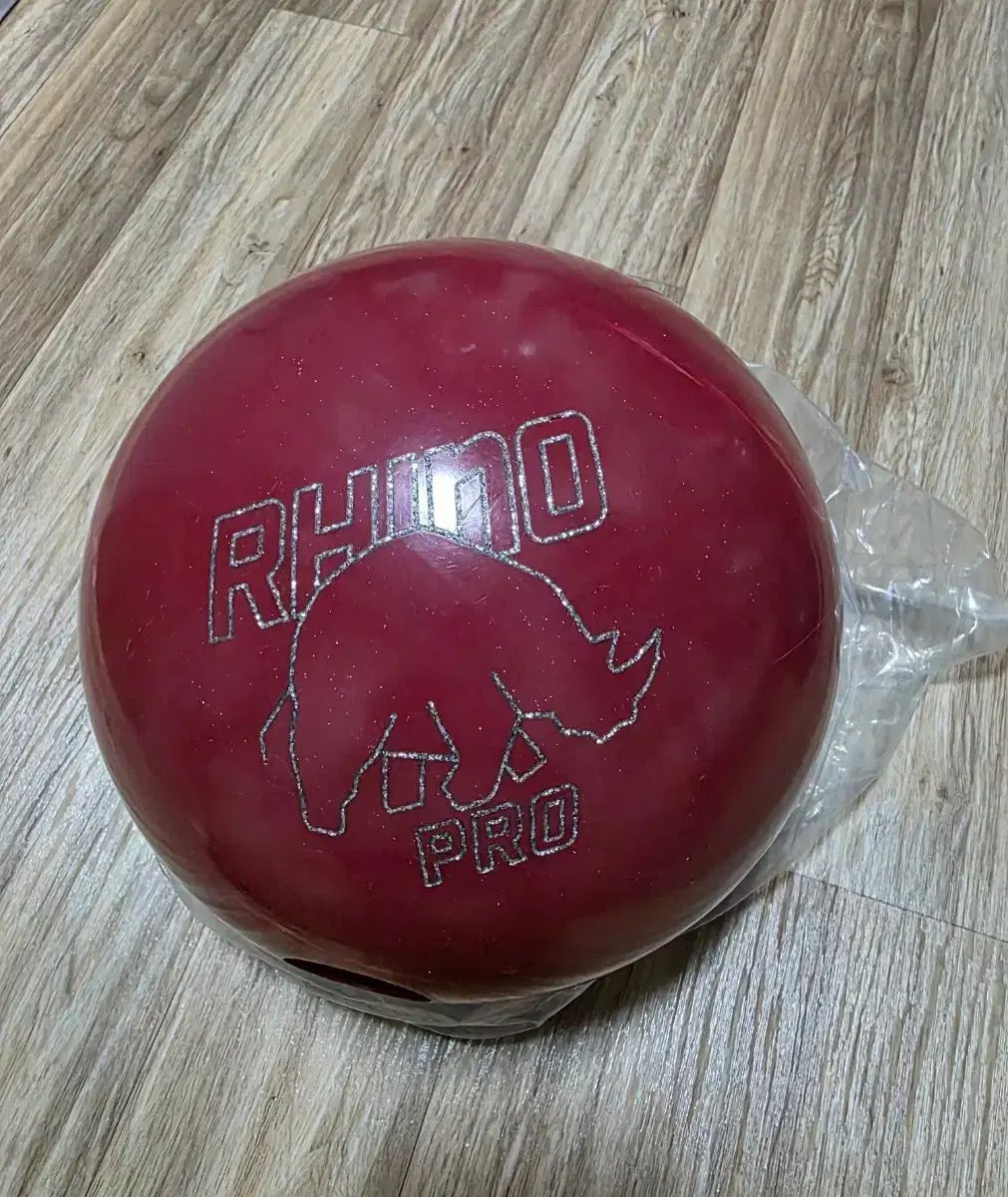 BRUNSWICK（ブランズウィック） エクス麻 ライノ プロ ヴィンテージ 14 パウンド 公式球 出品