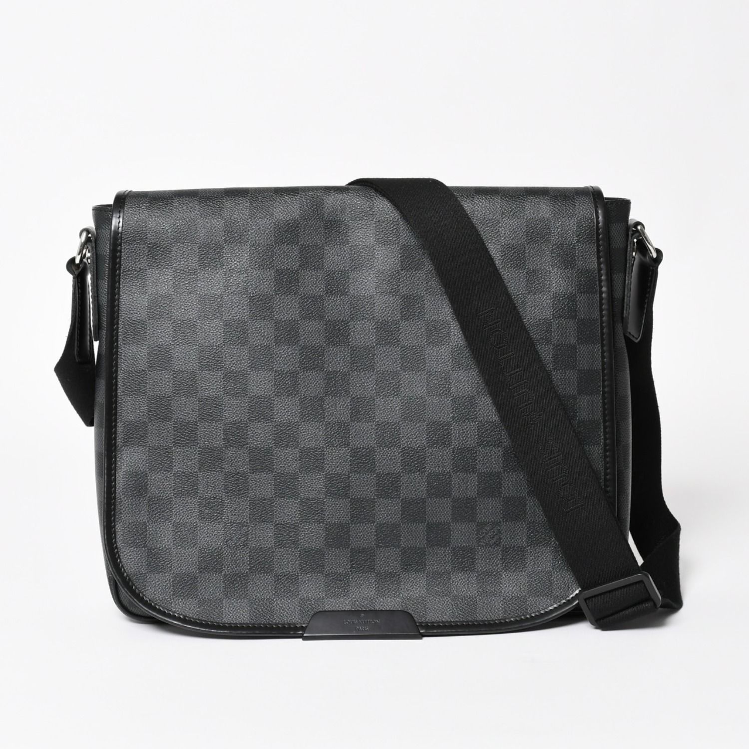 極美品 LOUIS VUITTON ルイヴィトン ダニエルMM ショルダーバッグ N58029 ダミエグラフィット SP2101 ブラック シルバー金具 中古 4a003942