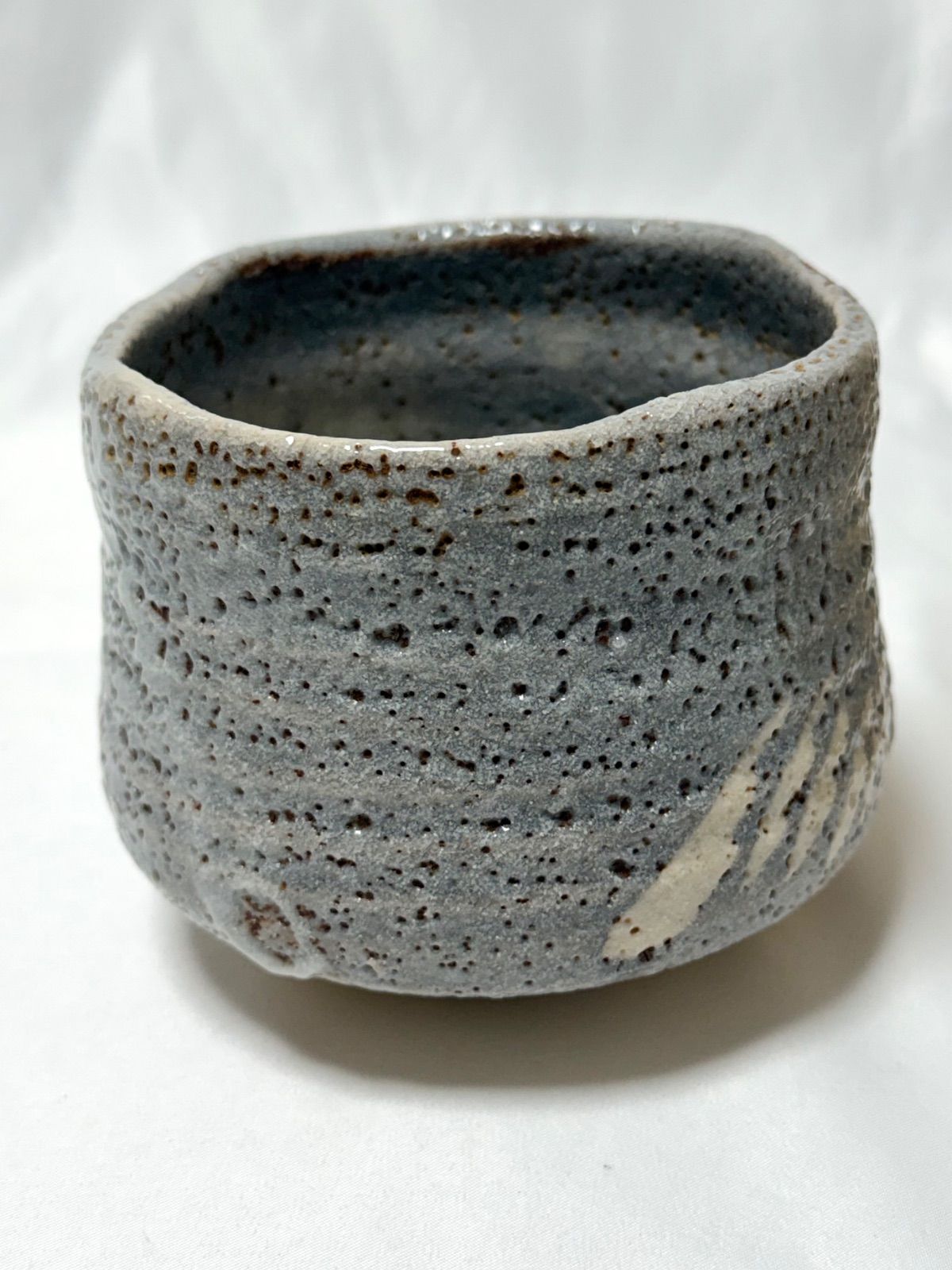 共箱付・美品】志野焼 鼠志野 茶碗 茶道具 抹茶碗 陶印あり 骨董品