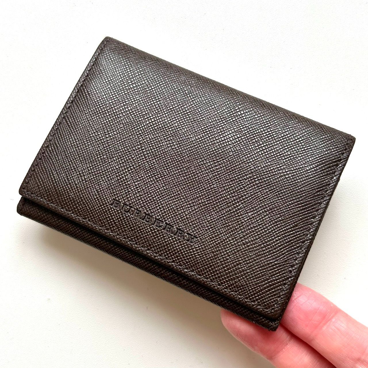 バーバリー BURBERRY 名刺入れ ノバチェック ブラウン ビジネス バーバリー BURBERRY 名刺入れ カードケース ノバチェック ダーク