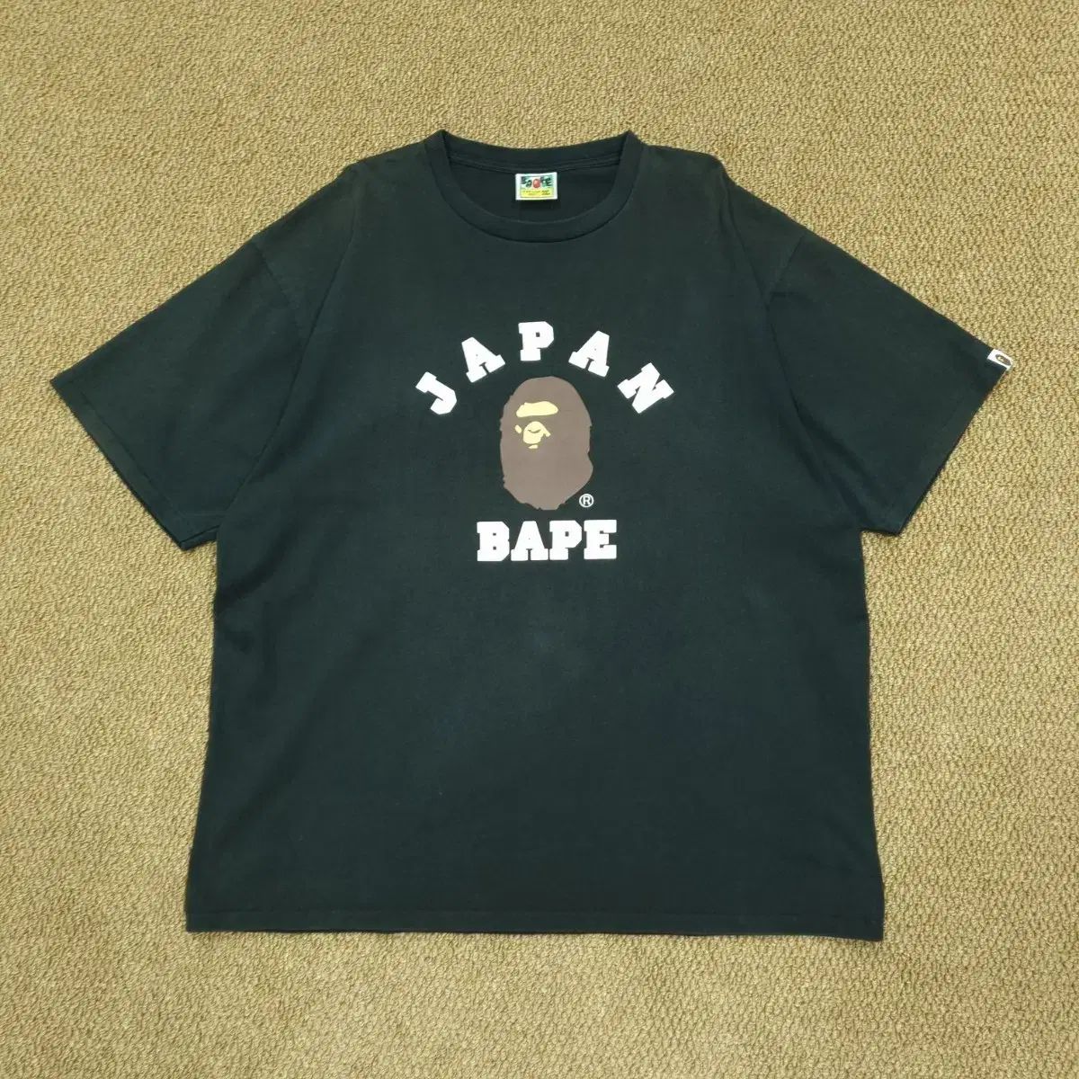 A BATHING APE アベイシングエイプ JAPAN 半袖 Tシャツ