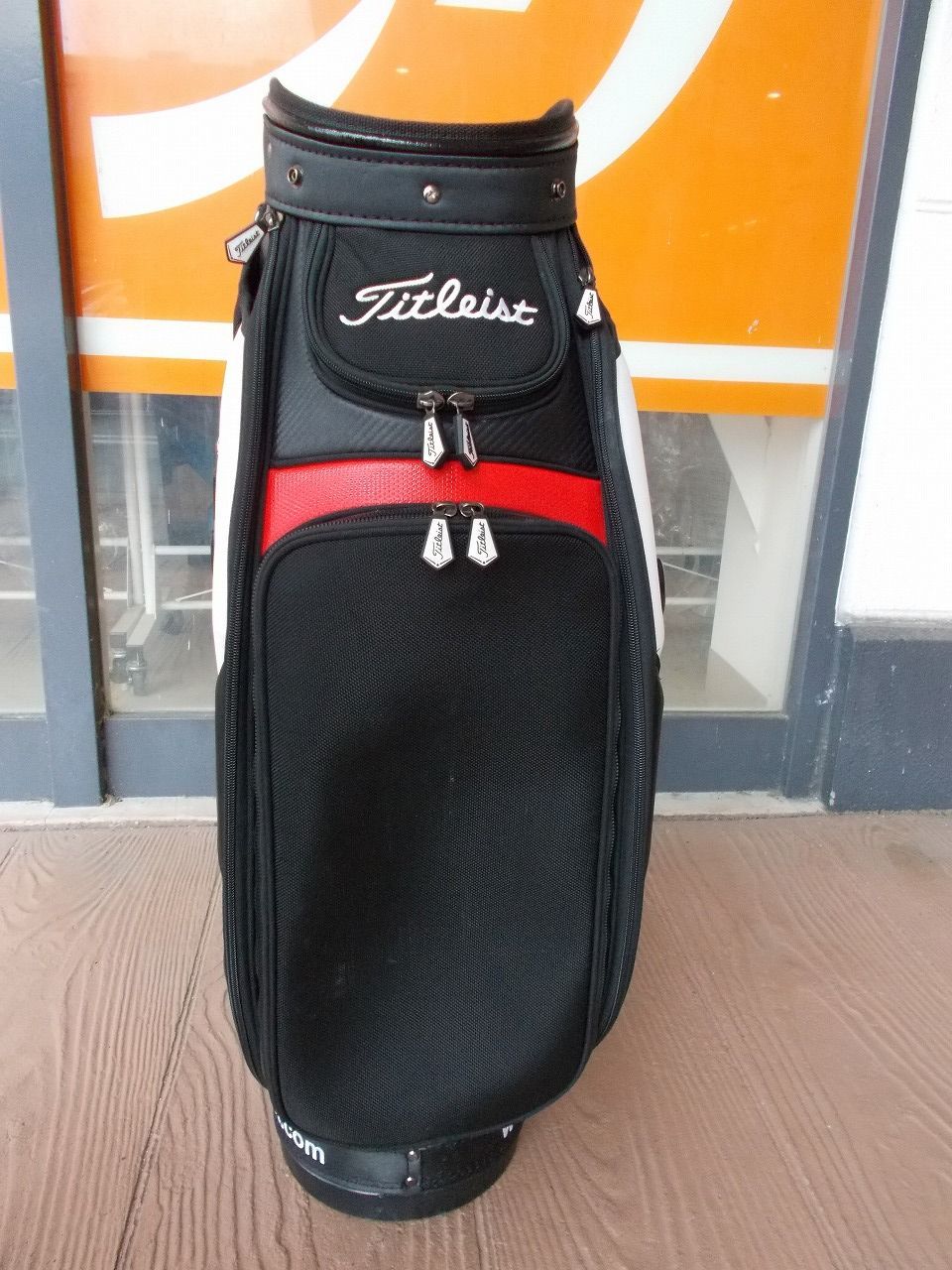 人気モデル☆Titleist ツアーモデル キャディバッグ 9.5型 4.9kg 3点式