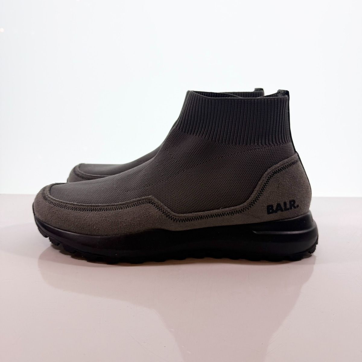 ボーラー BALR. SOCK RUNNER ソックススニーカー SOFT SUEDE SNEAKER ソフト スウェード スニーカー グレー S-485