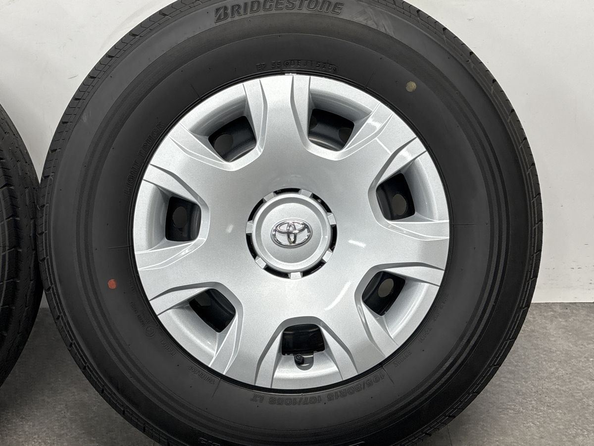 程度良好】トヨタ 200系 ハイエース 純正 スチール 15in 6J +35 PCD139