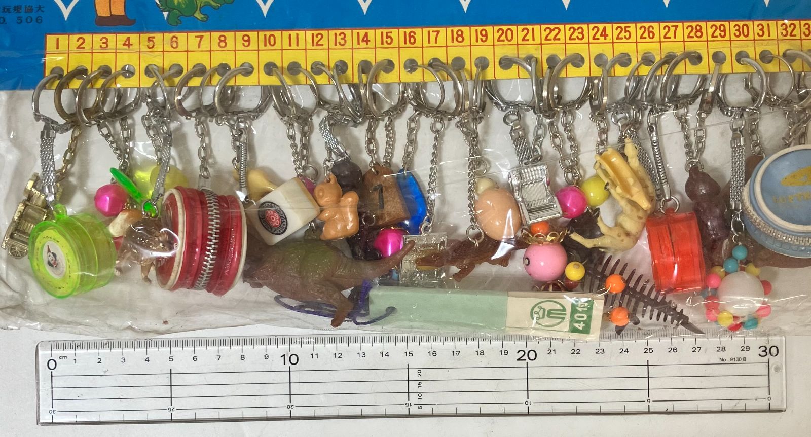 T56】 キーホルダー キーホルダーセット ファッション アクセサリー