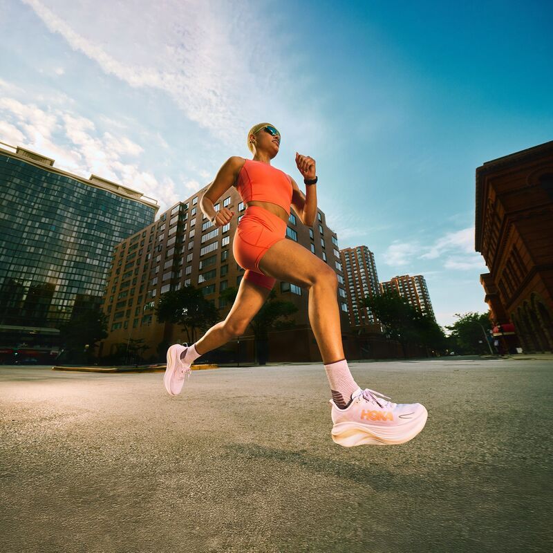 ホカオネオネ レディース シューズ スニーカー HOKA Womenskyward X 2 Running Shoes LilacreamTangerine Glow クリーム ホカオネオネ レディース シューズ スニーカー HOKA Womenskyward X 2 Running Shoes LilacreamTangerine Glow クリーム