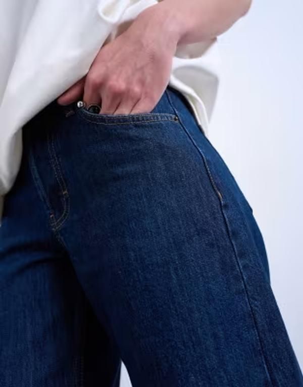 トップショップ レディース ボトムス デニムパンツ ストレート ローライズ ジーンズ Topshop Ember low rise straight leg jeans indigo rinse IN