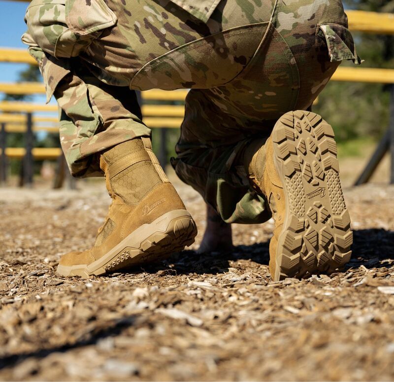 ダナー メンズ シューズ スニーカー Danner Mensonic 8 Shoe Coyote