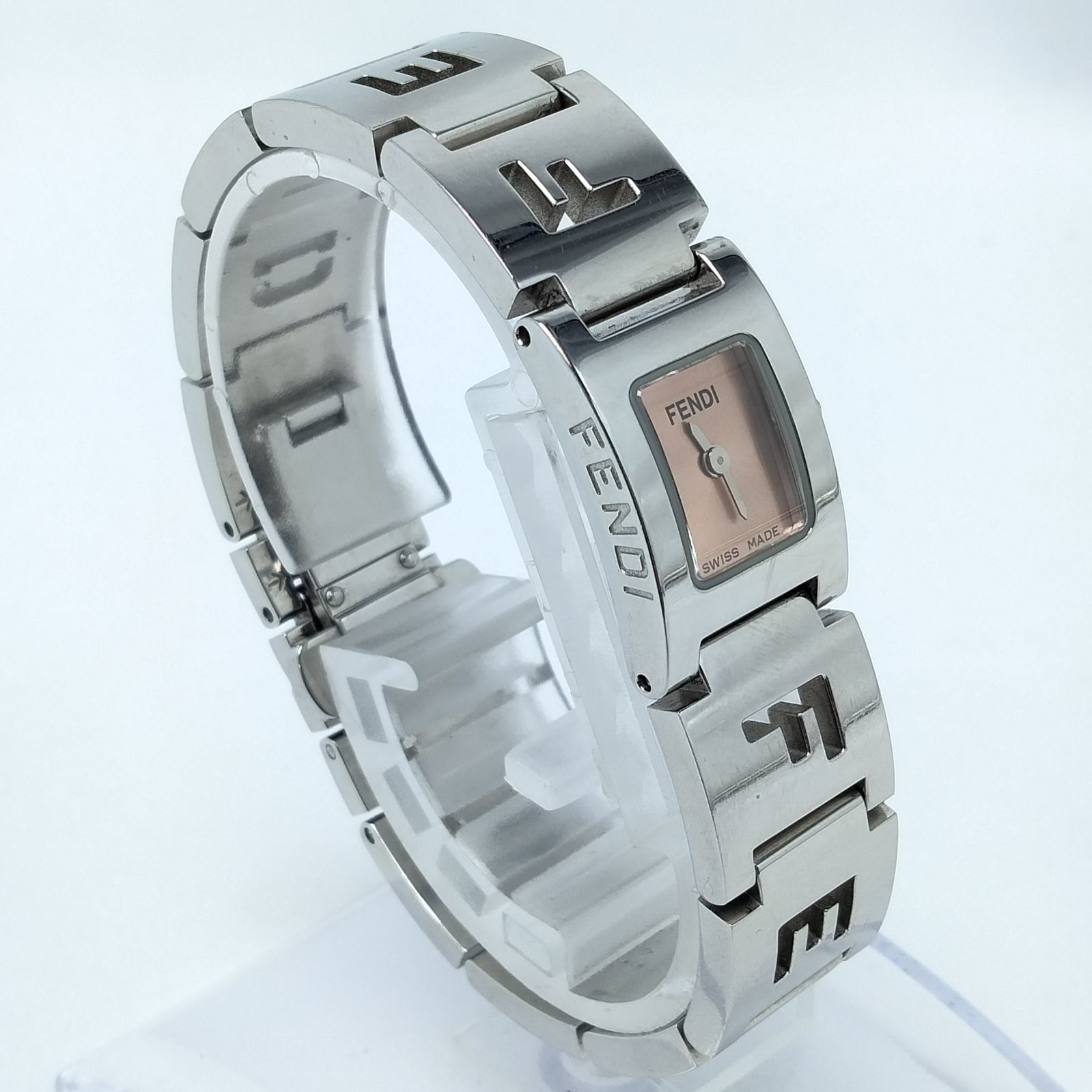 【稼働品】FENDI　3150L クオーツ　腕時計　レディース　フェンディ ✨️FENDI✨️フェンディ 3150L クオーツ 腕時計 - メルカリ
