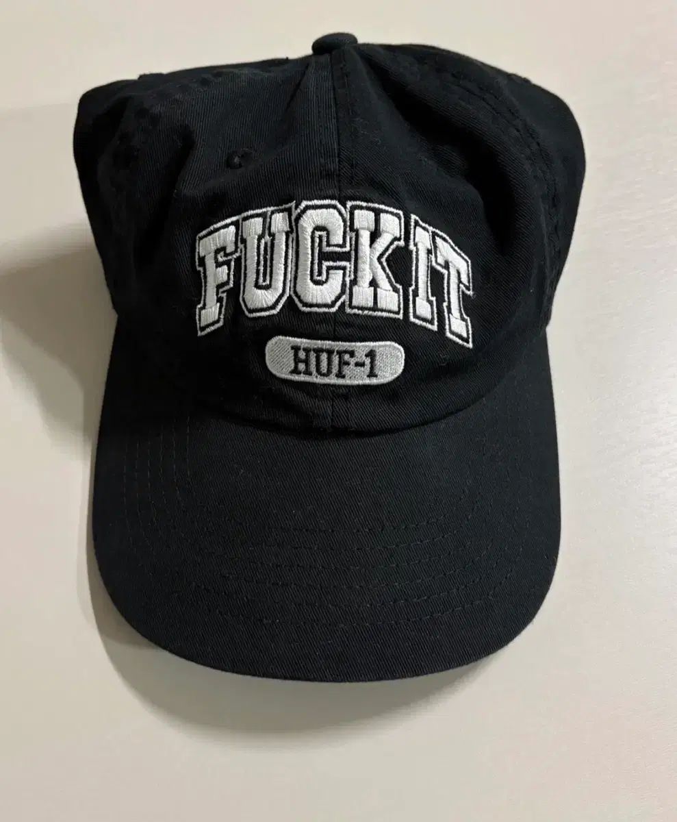 HUF(ハフ) FUCK IT キャップ 帽子