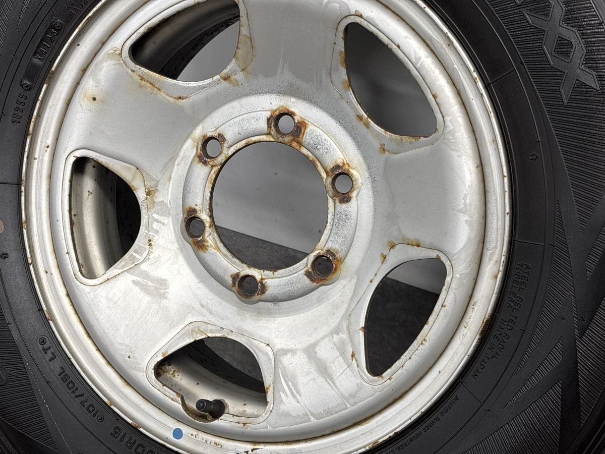 バリ溝スタッドレス】ハイエース用 スチール 15in 6J +32 PCD139.7 バリ溝スタッドレス】ハイエース用 スチール 15in 6J +32 PCD139.7