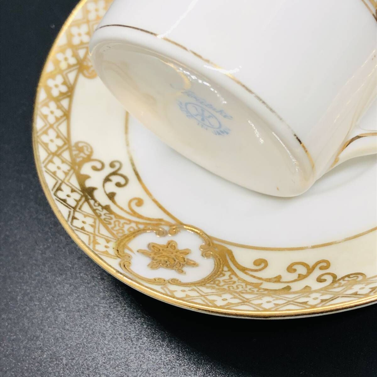 銘品!! オールドノリタケ 金盛上花籠装飾図紋 カップ＆ソーサー 英国
