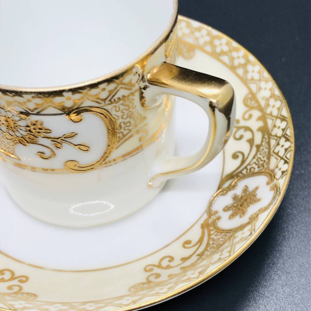 銘品!! オールドノリタケ 金盛上花籠装飾図紋 カップ＆ソーサー 英国