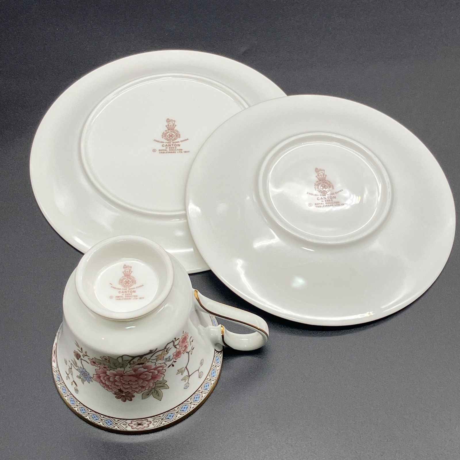 ロイヤルドルトン　カントン　トリオセット① キッチン・食器 ロイヤルドルトン カントン トリオ セット ☆美品