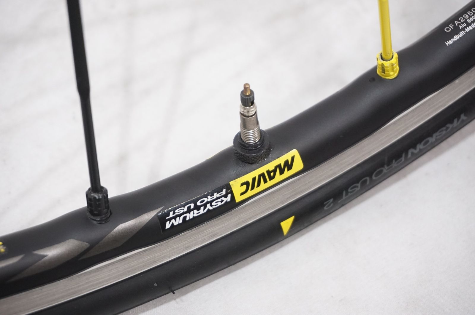MAVIC 「マヴィック」 KSYRIUM PRO UST シマノ11Sフリー ホイール