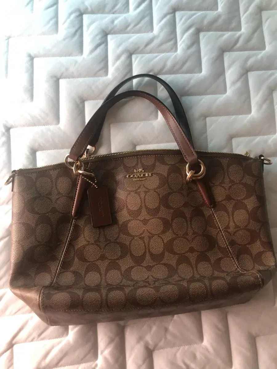 COACH シグネチャー ショルダーバッグ ブラウン