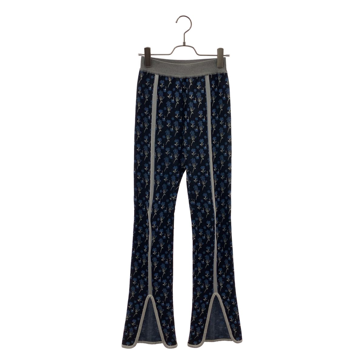 Mame Kurogouchi / マメクロゴウチ | 2023SS | Pedicel Knitted Pants ジャガード ニットパンツ | 2 | ネイビー | レディース