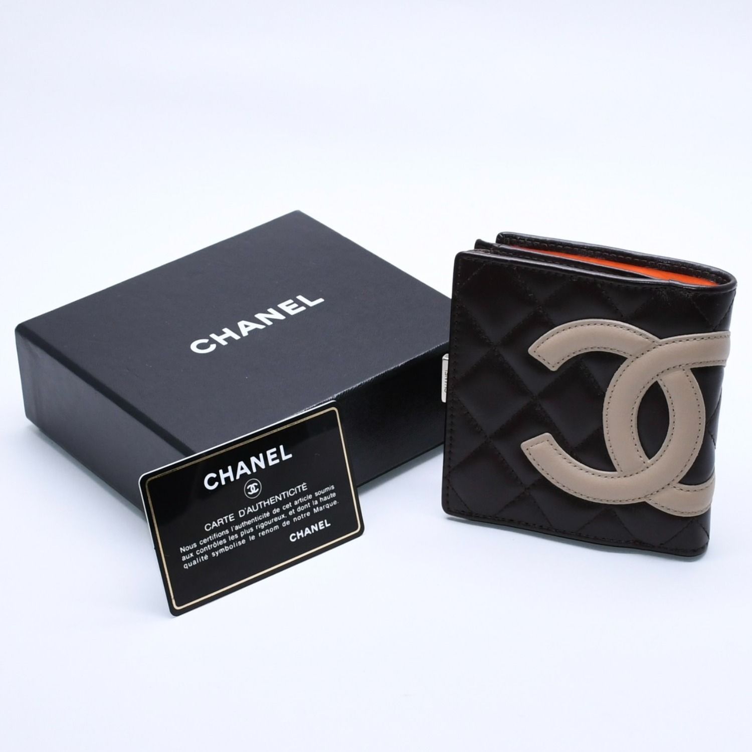 新品同様 CHANEL シャネル カンボンライン がま口 コンパクト