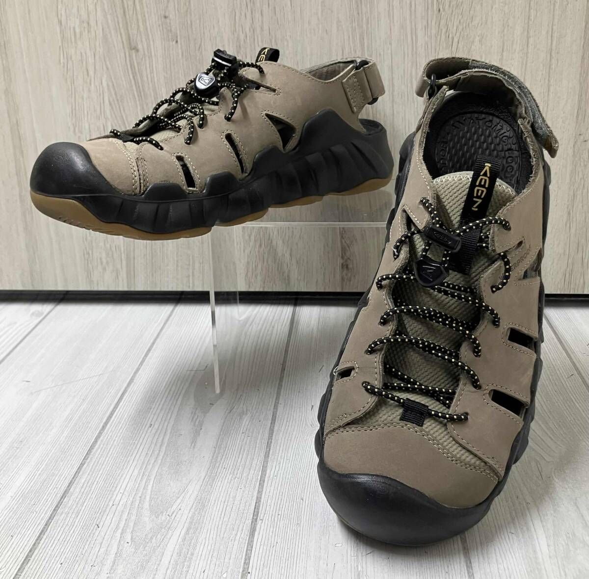 KEEN キーン HYPERPORT FISHERMAN LEATHER 1030723 メンズ ハイパーポート フィッシャーマン レザー サンダル サイズ27.5cm ベージュ