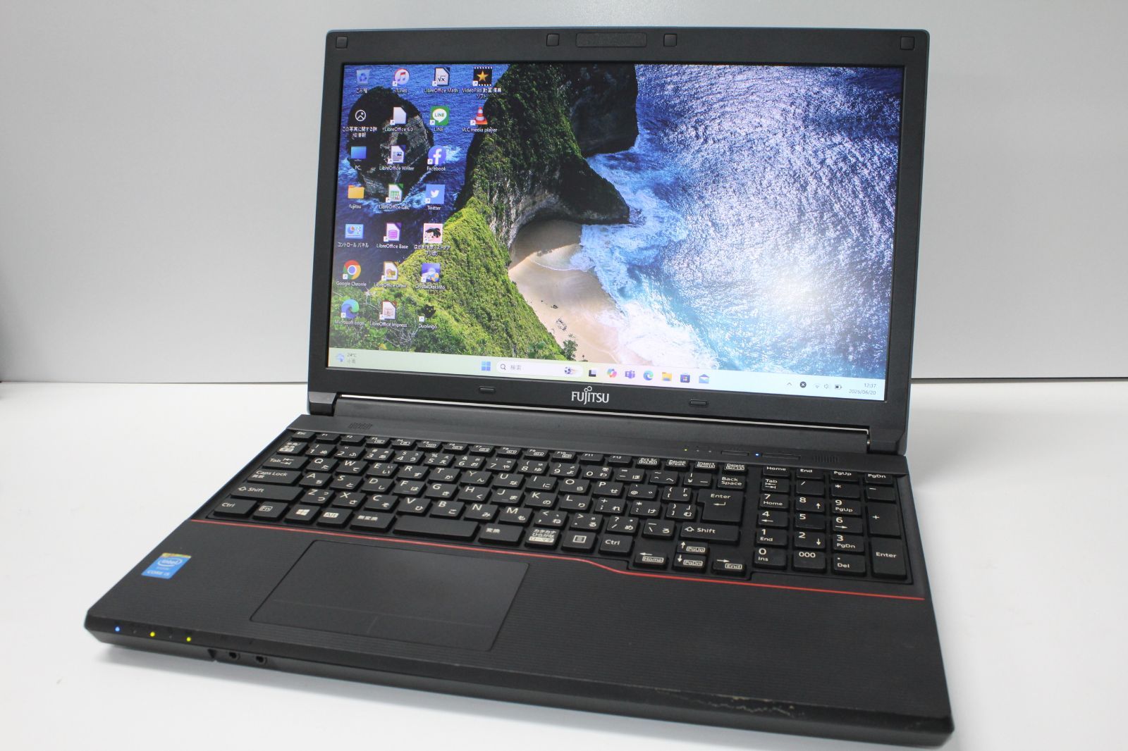 【中古ノートPC】富士通〈LIFEBOOK A574/H〉第4世代Core i5/SSD512GB/メモリ8GB ⑥