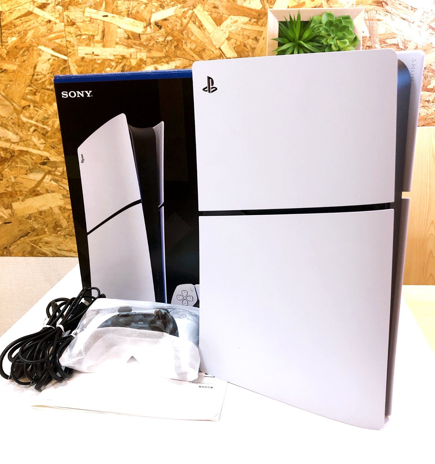 【4643】★美品★ ソニー プレイステーション5 デジタルエディション 日本語専用 CFI-2200B01 825GB 4K 120 PS5 PlayStation5