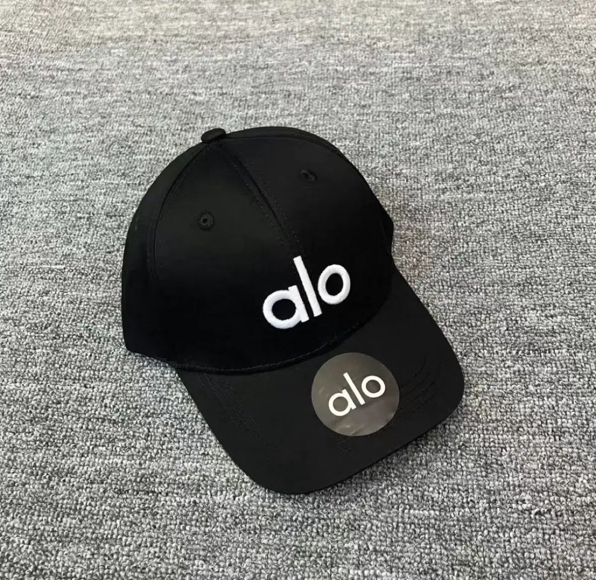 ALO アルロ 帽子 ベースボールキャップ ブラック ホワイトロゴ 新品