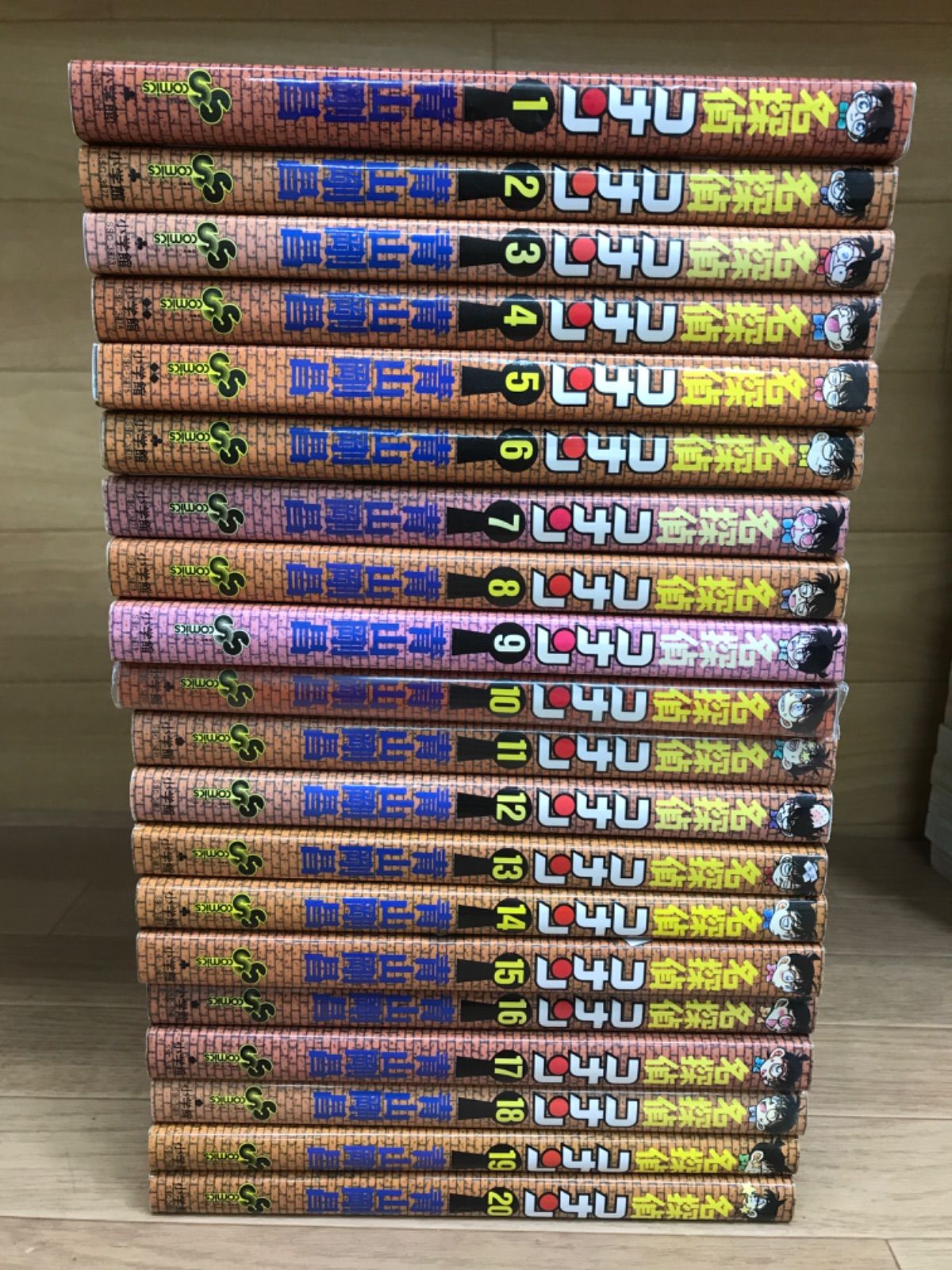 ☆【未開封あり】名探偵コナン 1～108巻 コミック全巻・関連本15冊