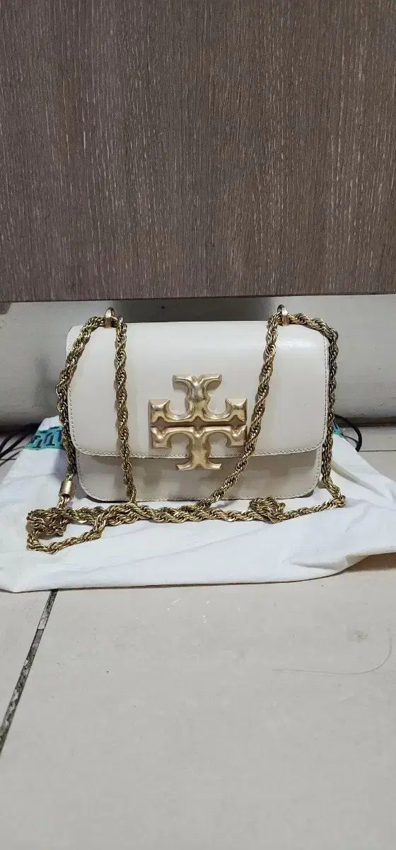 トリーバーチ エレノア コンバーチブル チェーンバッグ