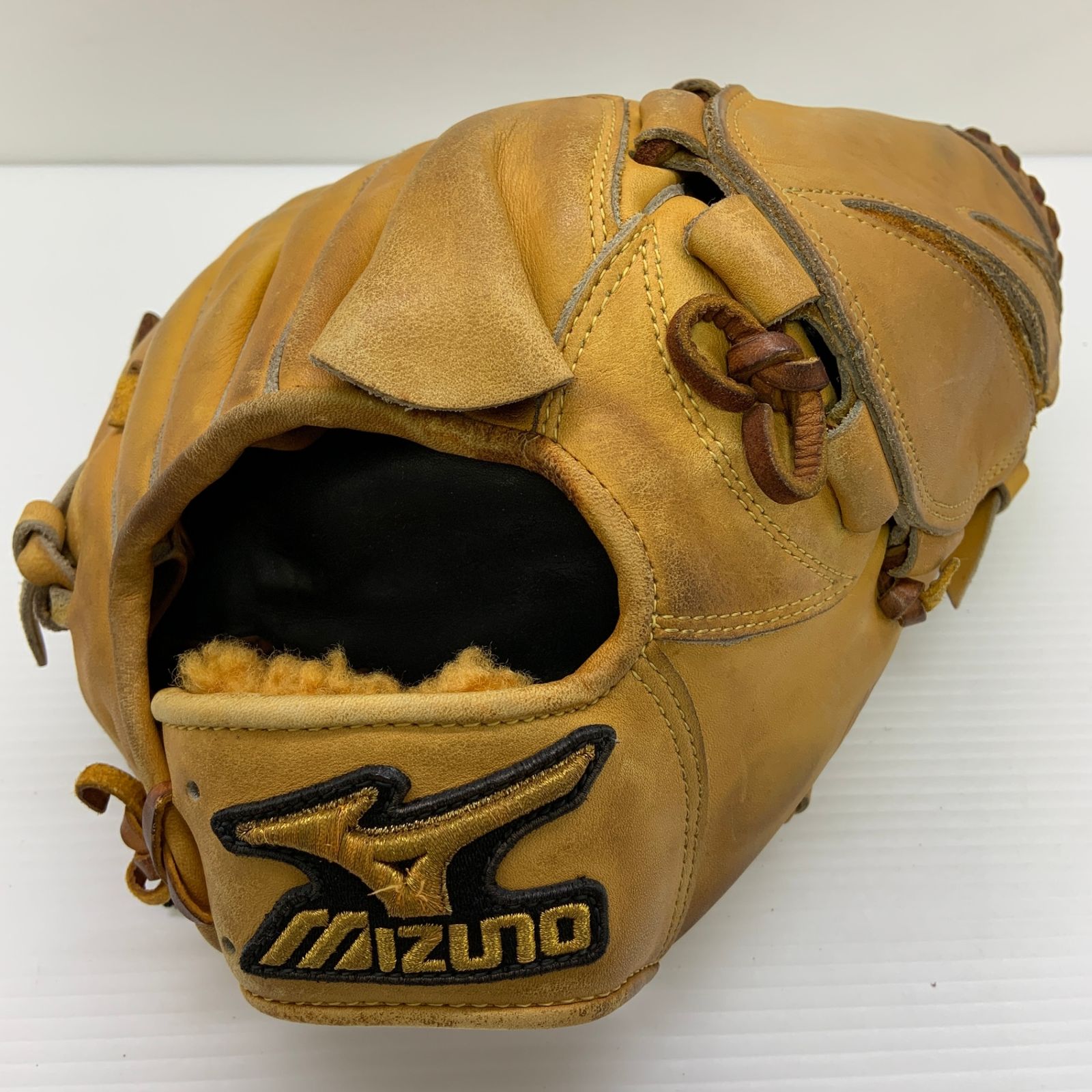 ミズノ MIZUNO ミズノプロ mizunopro 2GW18211 硬式 大人 一般 投手用 グローブ ピッチャー グラブ 右投げ 中古品 グローブ袋付き 野球 9002