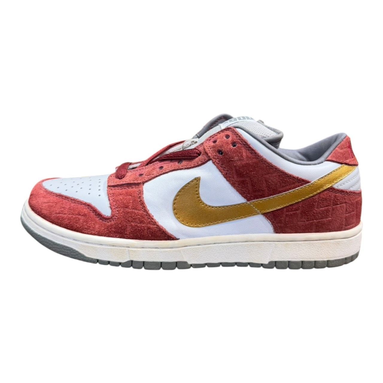 Nike SB Dunk Low 