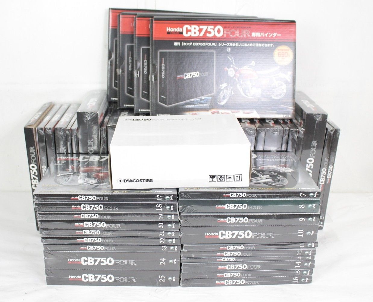 非売品】YAMAHA YZR-M1 バレンティーノ・ロッシポスター B2サイズ