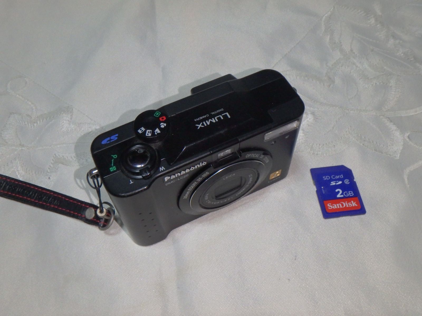 パナソニック DMC-LC20 LUMIX デジタルカメラ - メルカリ
