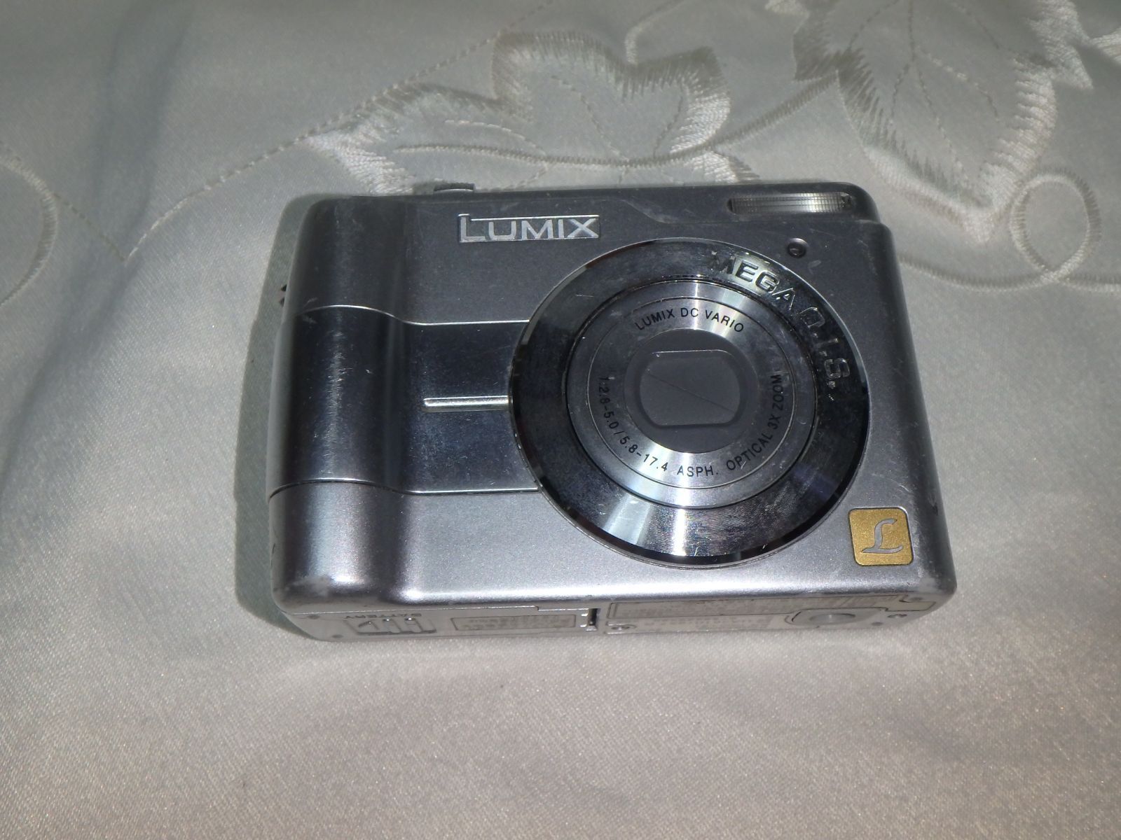パナソニック DMC-LS1 LUMIX デジタルカメラ - メルカリ