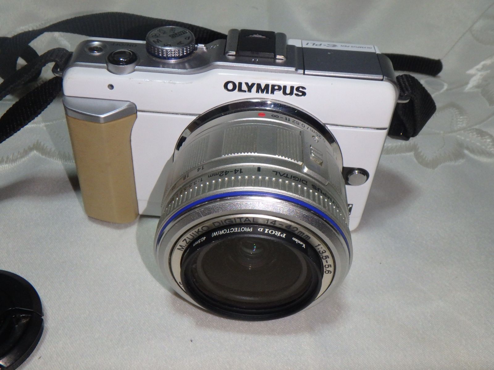 OLYMPUS E-PL1 14-42mmレンズ付き ミラーレス一眼 - メルカリ